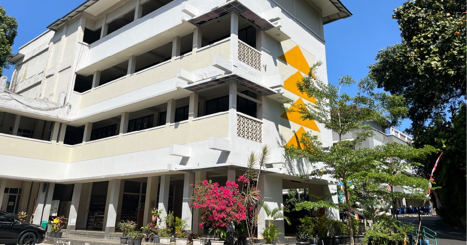 Gedung Sekolah - Salman Al Farisi Bandung